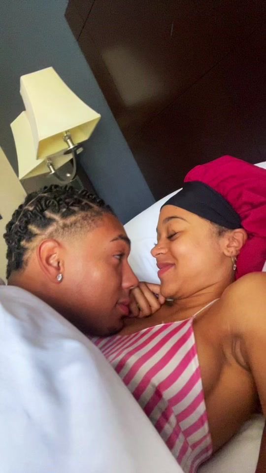 lovecoupleblack's tweet photo. https://t.co/DsHSFhqNM5