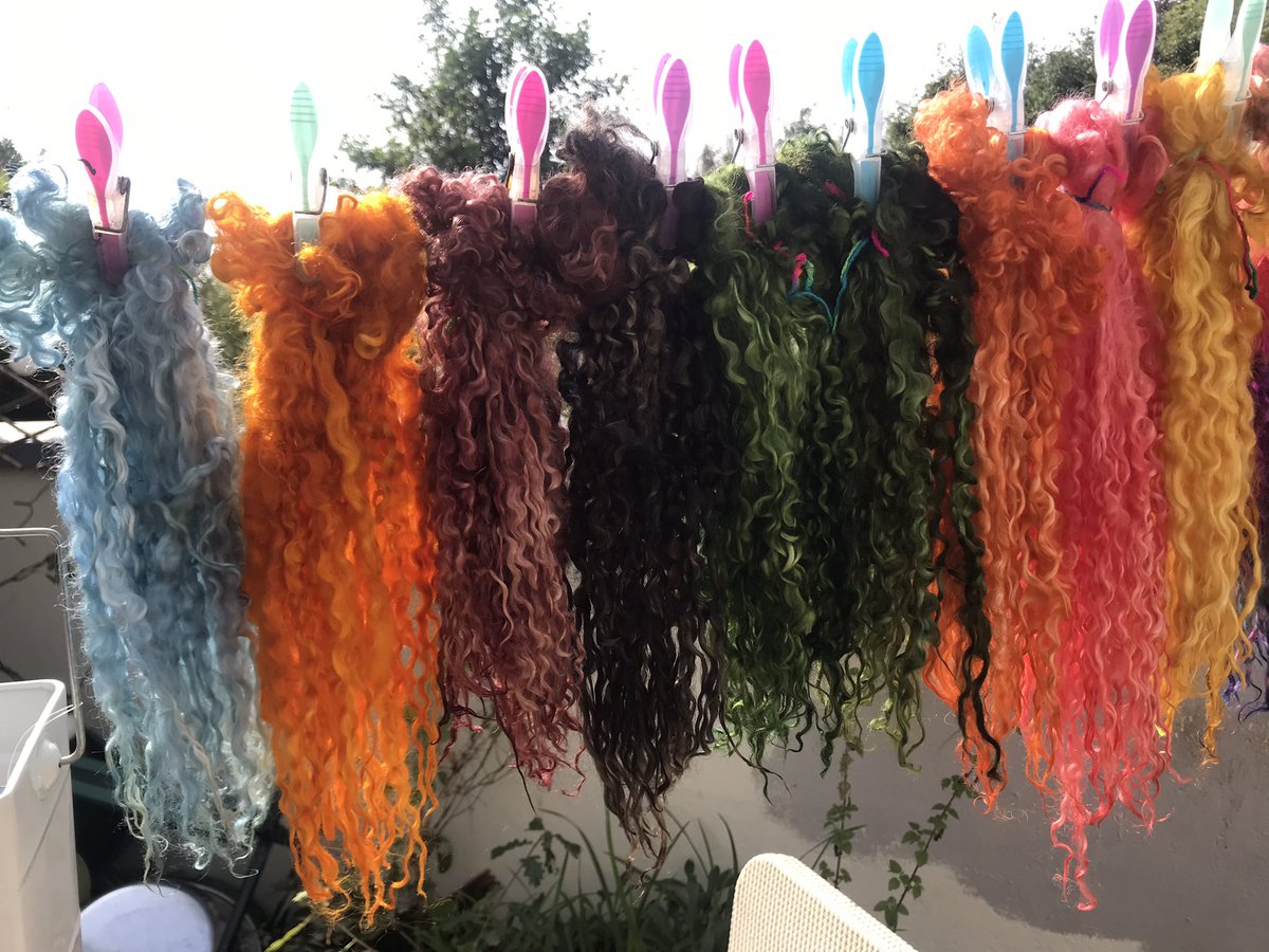 WoolieCottage's tweet photo. @woolhour Dyeing it weighing it blending it and posting it out, and sorting a Welsh farmers contract to dye his girls locks https://t.co/v9xflngi0T