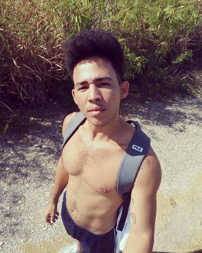 MrCasales's tweet photo. #sunday #sundayvibes #cruising #cruisingtime #sunnyday #hotday #hiking #hikingday https://t.co/zeXWszlPFo