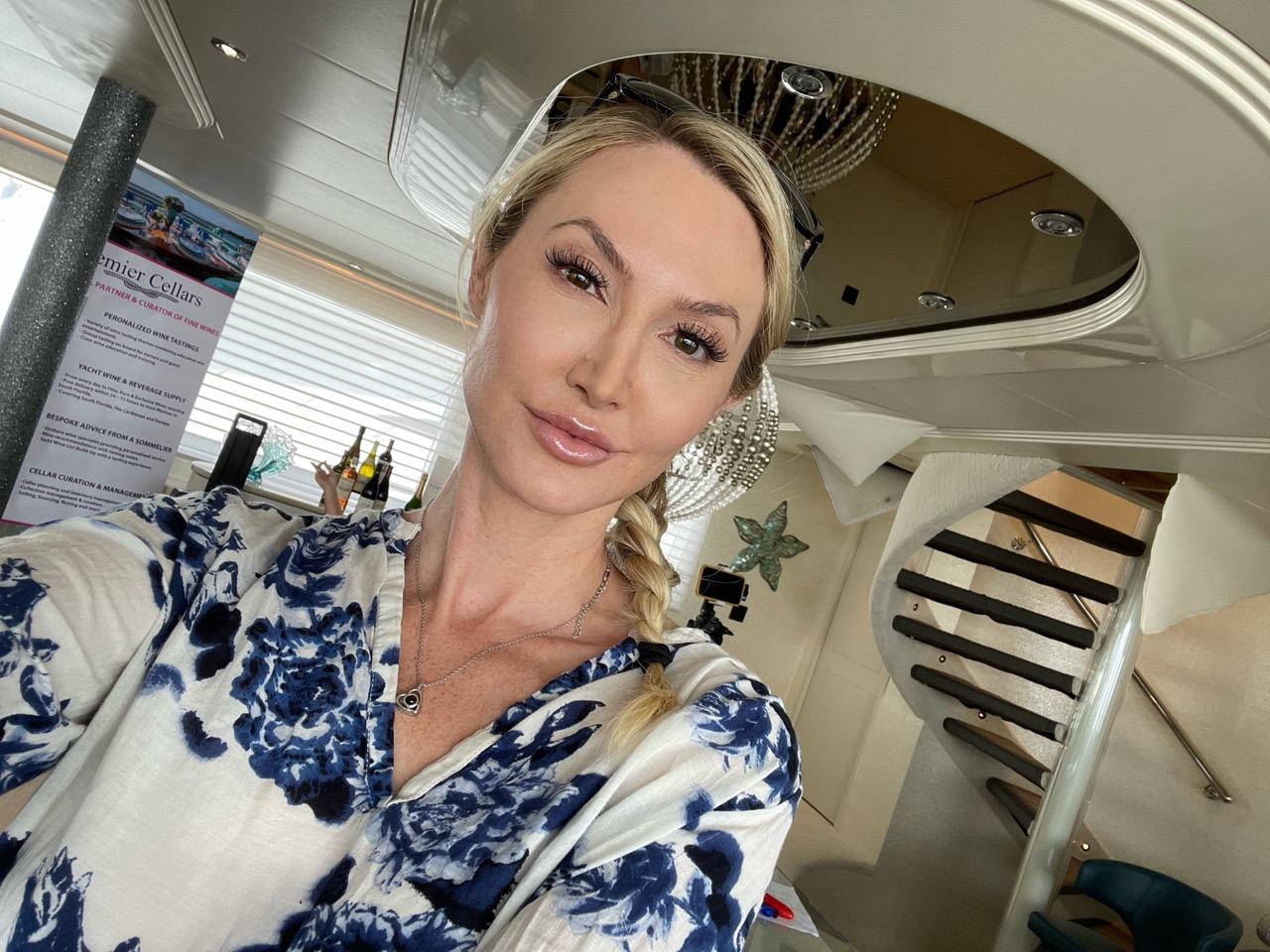 TW Pornstars - 1 pic. Kendra James KendraJames . Com . Twitter. Yacht