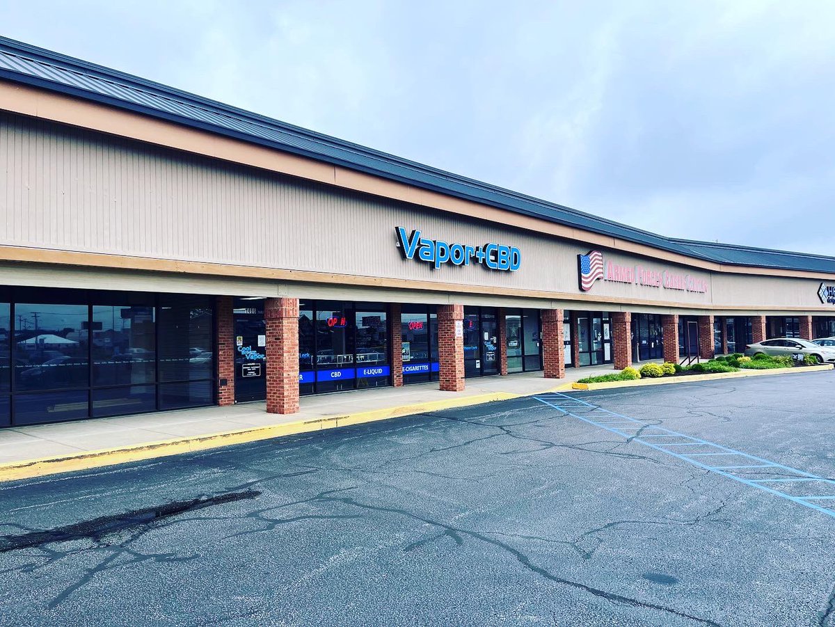 EvGamingGuild's tweet photo. We have an exciting announcement to make! Last night we signed the lease on a new location!! We have a lot of work to do before we move into the new space so nothing is changing right now. We just want to officially announce what is going on. We will be posting regular updates! https://t.co/6Y5J5WTVRQ