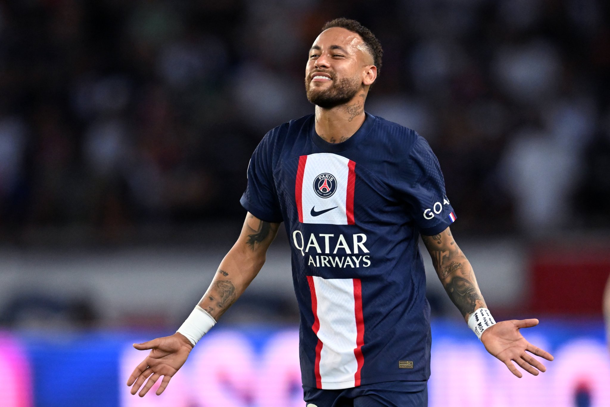 Paris Saint-Germain F.C. – Tareenity