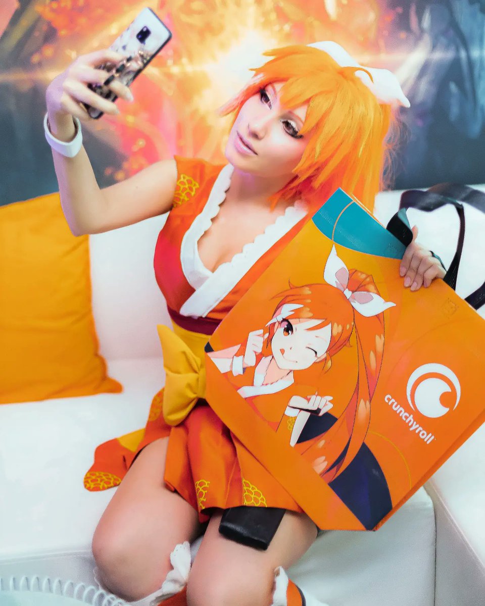 Crunchyroll.de on Twitter "RT CelaenaCosplay Here's to the
