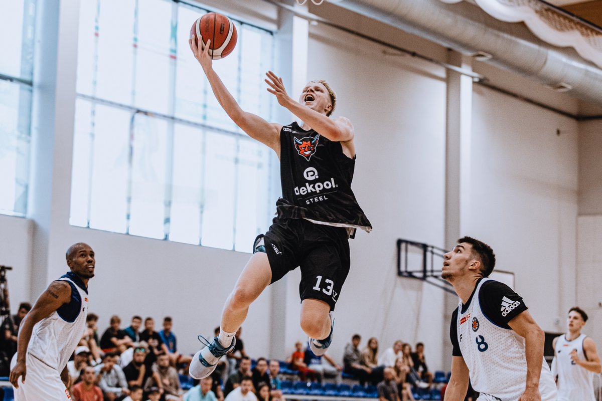sksstarogard's tweet photo. And oneee! ✌ @Piotreklis13 https://t.co/0xnY5kuK0R