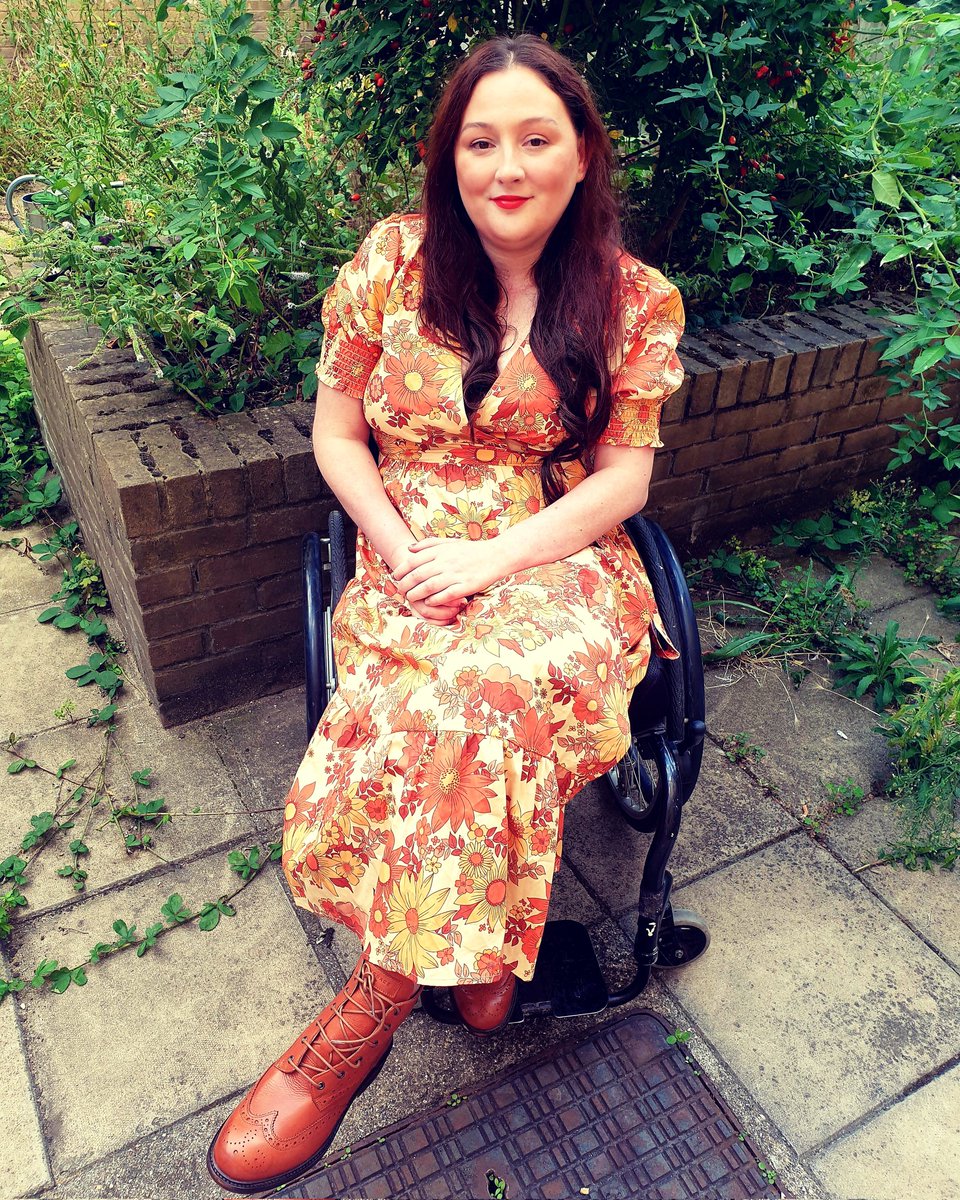 Sittingdownsty1's tweet photo. I'm a happy pumpkin x

Dress @joanieclothing 
Boots kindly gifted @airandgrace  

#dressobsessed #visabilityfordisability #londonfashion #anysizestyle #showus #keeprolling #outfitinspo #wheelchairlife #sustainablefasion #selflove #joanieclothing #airandgrace #sizedoesntmatter https://t.co/TmwN9dejnH