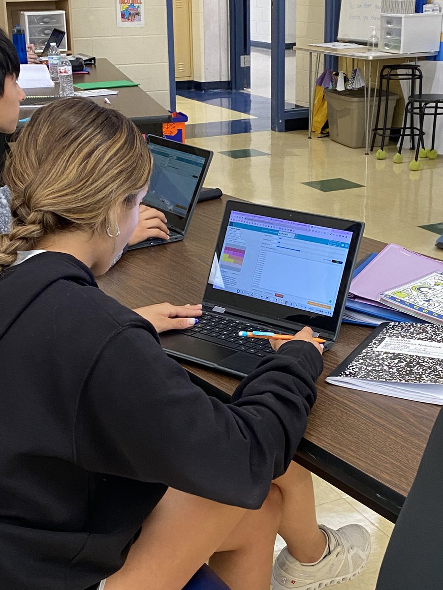 MrsE_MHS's tweet image. Students applying their knowledge of color images as they try to create digital representations of the four analog images using the color pixelation widget. @MadeiraSchools #csforoh #osln @codeorg