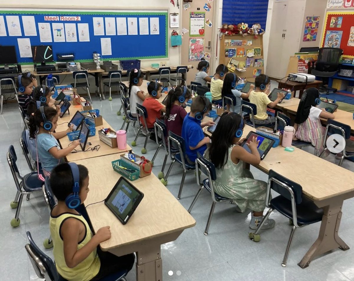 karinlundquist's tweet image. So happy to see Ms. Soderstrom's K class @vanaldenavees using iPads for differentiated, personalized @mathshelf  learning! @laschools @laschoolsnw @LAUSDSup @NickMelvoinBD4 #LAUSD #READYFORTHEWORLD #EARLYMATHMATTERS #closeopportunitygaps