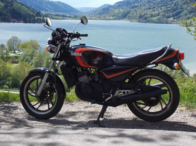 classicbikeshow's tweet photo. This'll no doubt be different for everyone, but for you, what's the most iconic motorcycle of all time? For me, it's the RD350LC. ML

What's yours?

#classicbikeshows #motorcycle #motorbike #motorcyclelife #classicmotorcycle #classicbike #motorcycleclub #classicmotorcycles https://t.co/5hmRCs3KJ0