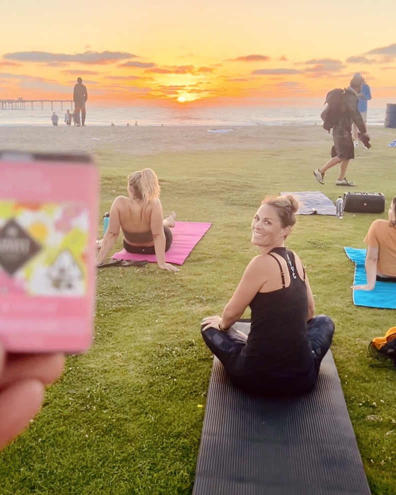 There's nothing quite like a sunset Rosette to bring a long weekend into focus. 

📸 @goldengoddessbotanicals