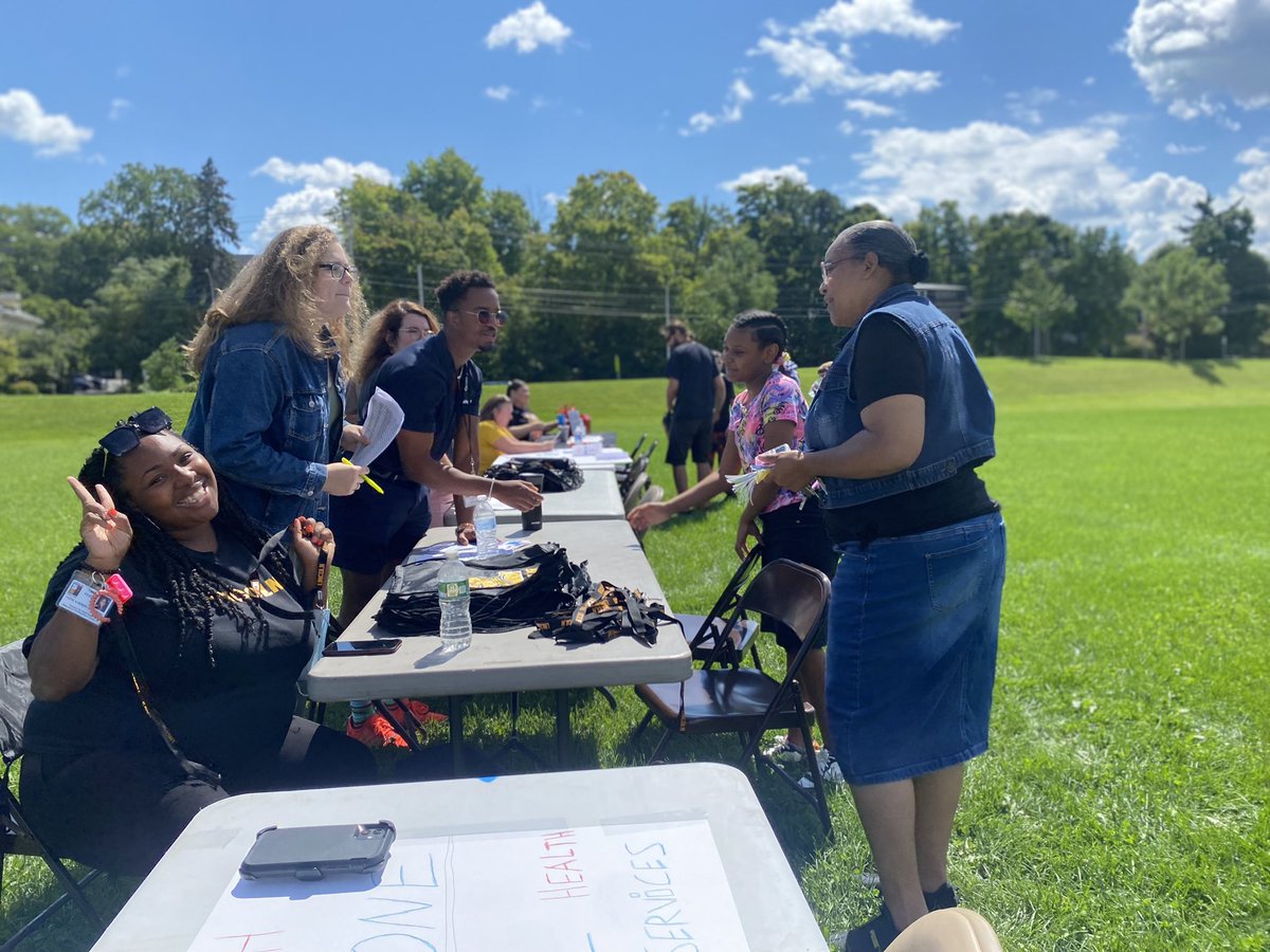 Megan Himes tweet media