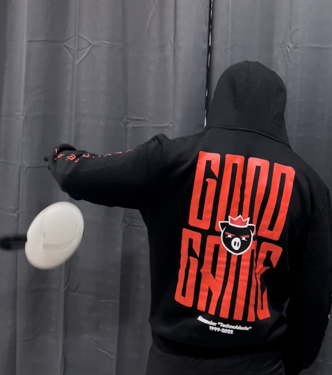 Dream's tweet image. something arrived in the mail…

technoblade.com profits go to the sarcoma foundation and techno’s family. and it’s sick merch.

Technoblade never dies