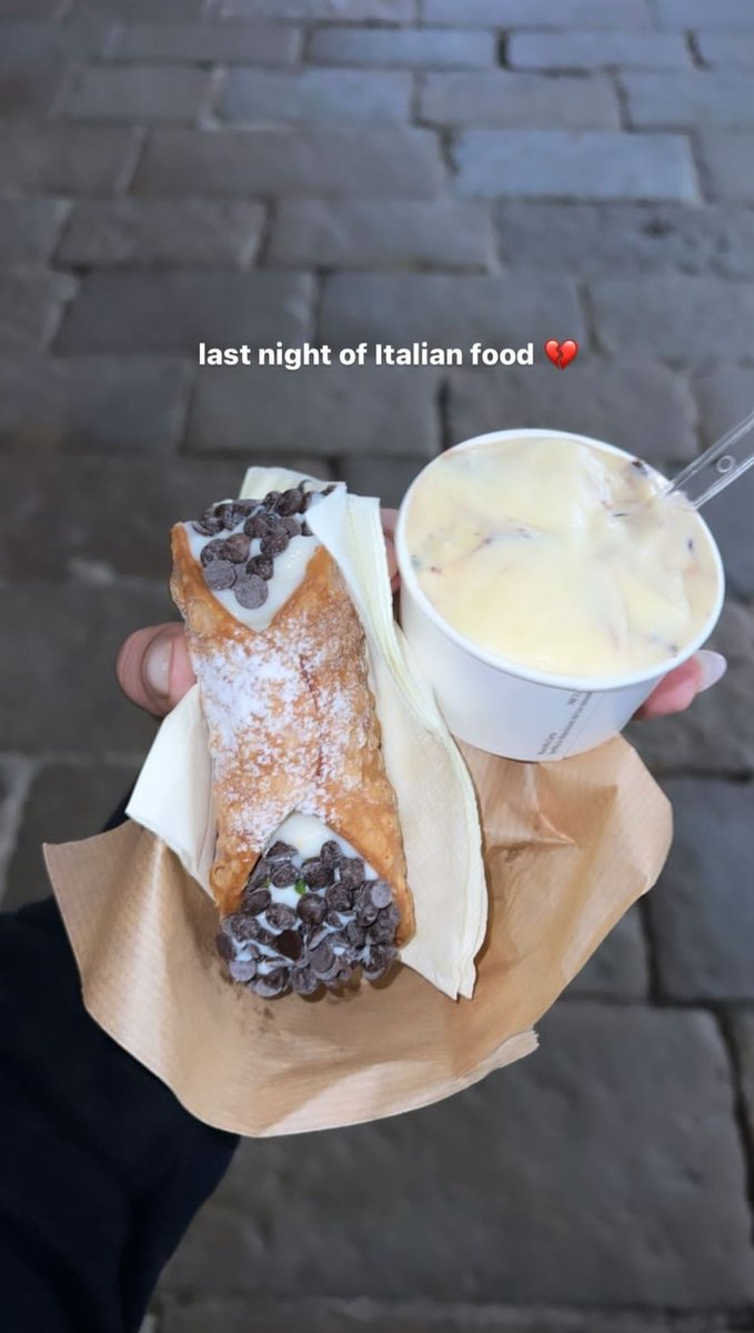 Did you like it?🇮🇹😋 <a href="/jamescharles/">James Charles</a>