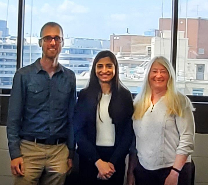GW_IBS's tweet photo. There's another #DoctorInTheHouse! Congratulations to @aparnabaxi for defending her dissertation on proteome dynamics in neural and neurosensory development under Dr. Moody and Dr. Nemes! π§ ποΈπ #DissertationProps #PhDDone #WomenInSTEM #Neuroscience https://t.co/rSQbOTlexK
