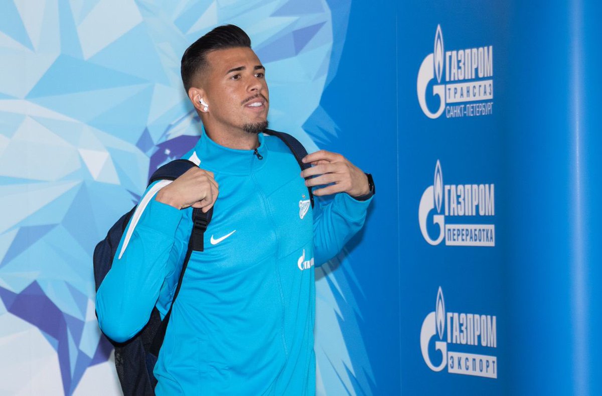 fczenit_br's tweet photo. 💙🇧🇷 O goleiro Ivan vai fazer sua estreia no Zenit daqui a pouco! Boa sorte!
#VamosZenit #ZenitFakel https://t.co/N4og5G2M06