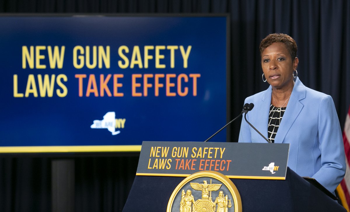 NYCSpeakerAdams's tweet photo. The new state law on concealed gun carrying restrictions that prioritizes safety is going into effect tomorrow. This morning, I joined @GovKathyHochul and @NYCMayor for an announcement on the city’s plan to restrict guns in Times Square + raise awareness about the rules. https://t.co/3Y8wq6USZl