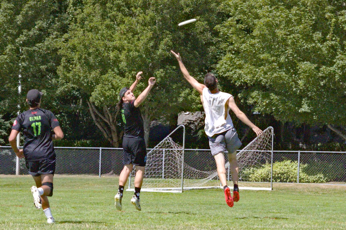 Ghost Train tweet media