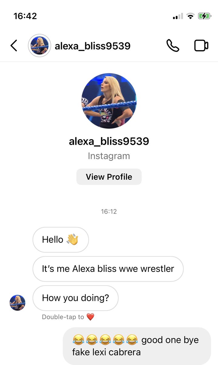 ITSLNE's tweet photo. This account pretending to be #alexabliss on Instagram messaged me earlier I’ve reported them and any wrestling fans that follow report the account that screen shot alexa_bliss9539 #lexicabrera #wwe https://t.co/UxYlLyee5W