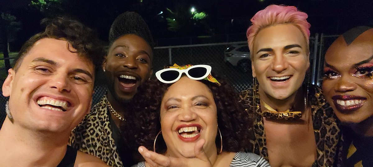 More loves, post-Sat night  show!
<a href="/JohnnyNuriel/">Johnny Nuriel</a> #pnonoire <a href="/RebeccaMmDavis/">RebeccaMm Davis</a> @FaggedyRandy  
#IsaiahTillman
#allFunknofooling
#KingOfBurlesque
#whatthefunk2022
#bipocburlesque 
#BlackBurlesque
#blm
#BHOF