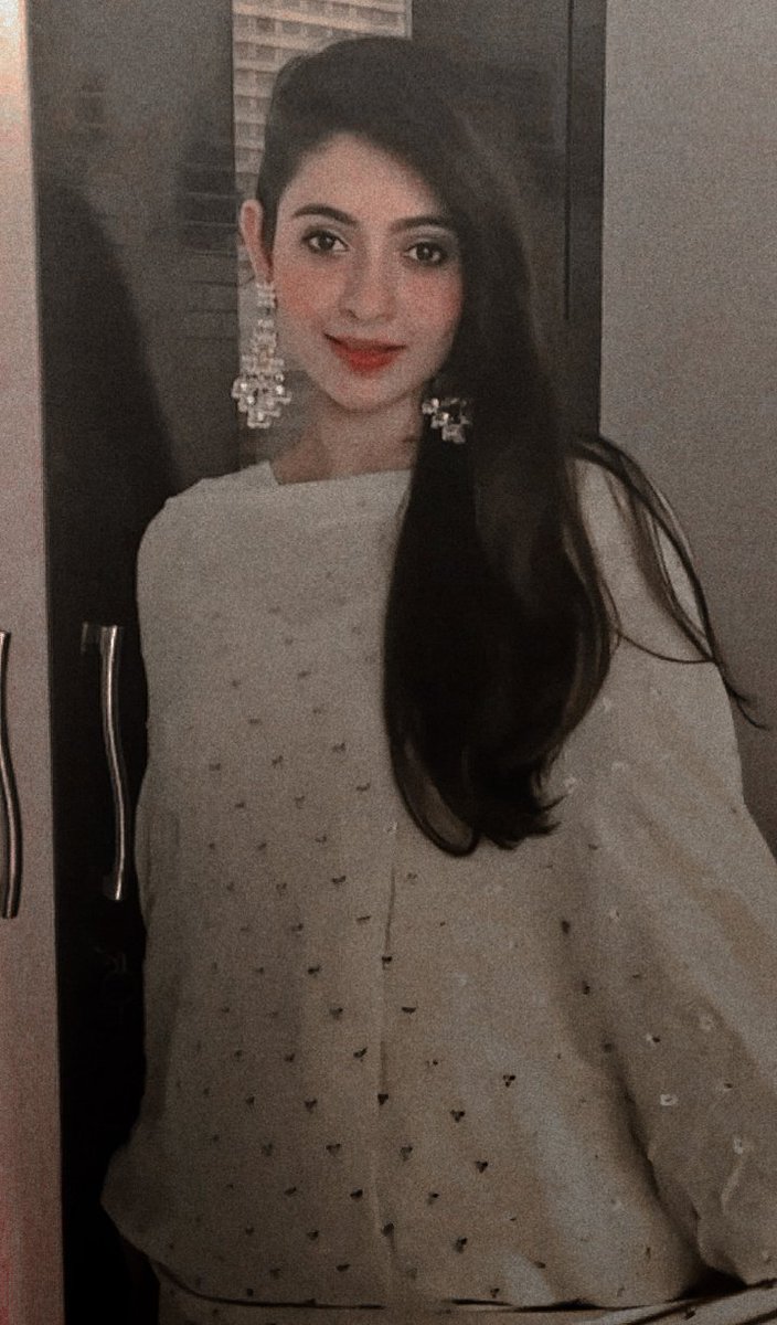 SkLoml's tweet photo. She is looking so gorgeous 🥹💗

#ShivangiKhedkar https://t.co/zp8vI6GYsQ