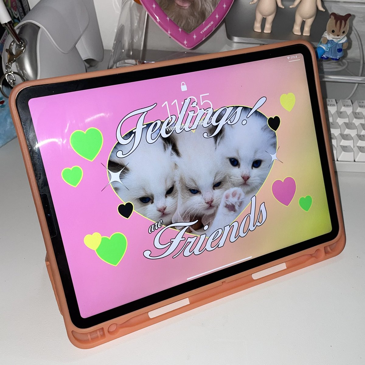 we_are_moody's tweet image. feelings! ...are friends 🖤

free desktop wallpaper 
🔗 bit.ly/3ACY5IV

❇️ tag me if using 🤟🏻