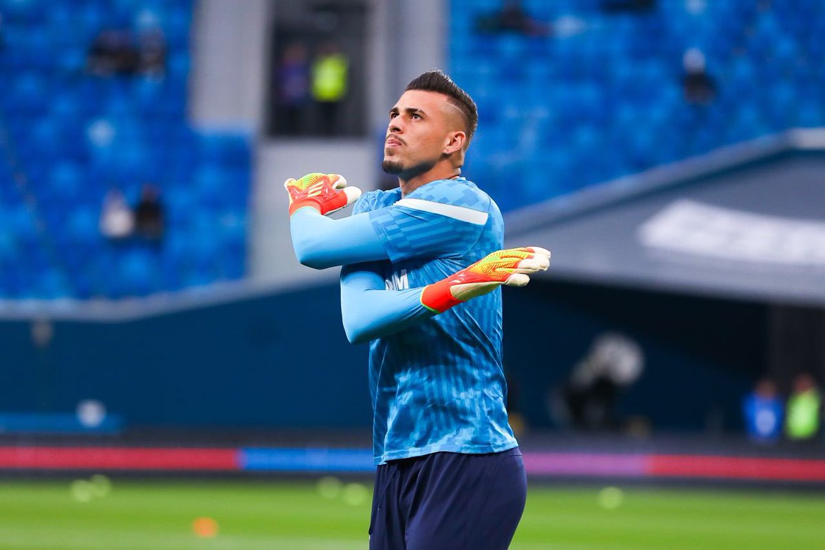 fczenit_br's tweet photo. Tudo pronto para a estreia 💙💪
#ZenitFakel #VamosZenit https://t.co/0Ian12lkBK