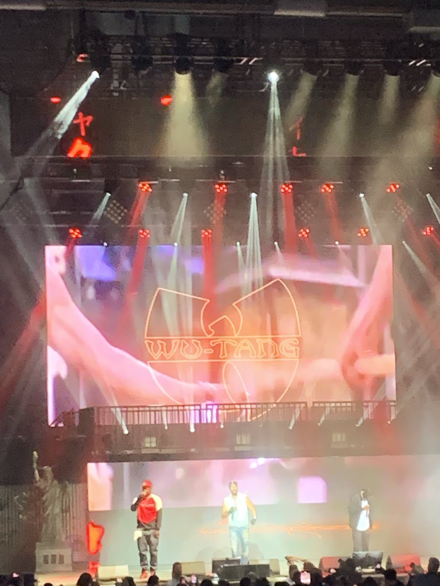 JShengUro's tweet photo. Attn: @UroOnc applicants for 2024 - come to @WashU_Uro for great fellowship training, but also a program director like @ZacharySmithMD who will go watch rap legends with you - @Nas @WuTangClan concert featuring @BustaRhymes #NYStateofMindTour https://t.co/hV5e0gQM3F