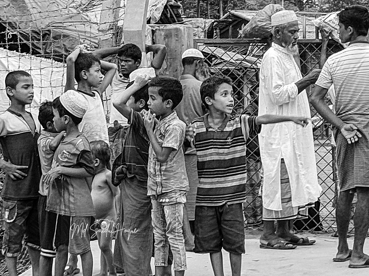 MdSaidu37398562's tweet photo. Rohingya Refugee Children Life.

#photography #photo #foto #city #street #streetphotography #streetphoto #portraitphotography #BlackAndWhitePhotography #streetart #Rohingya_Life #discovery #worldphotography #photographychallenge #oldisgold #elderlyphotography #humanphotography https://t.co/XL693kFo86