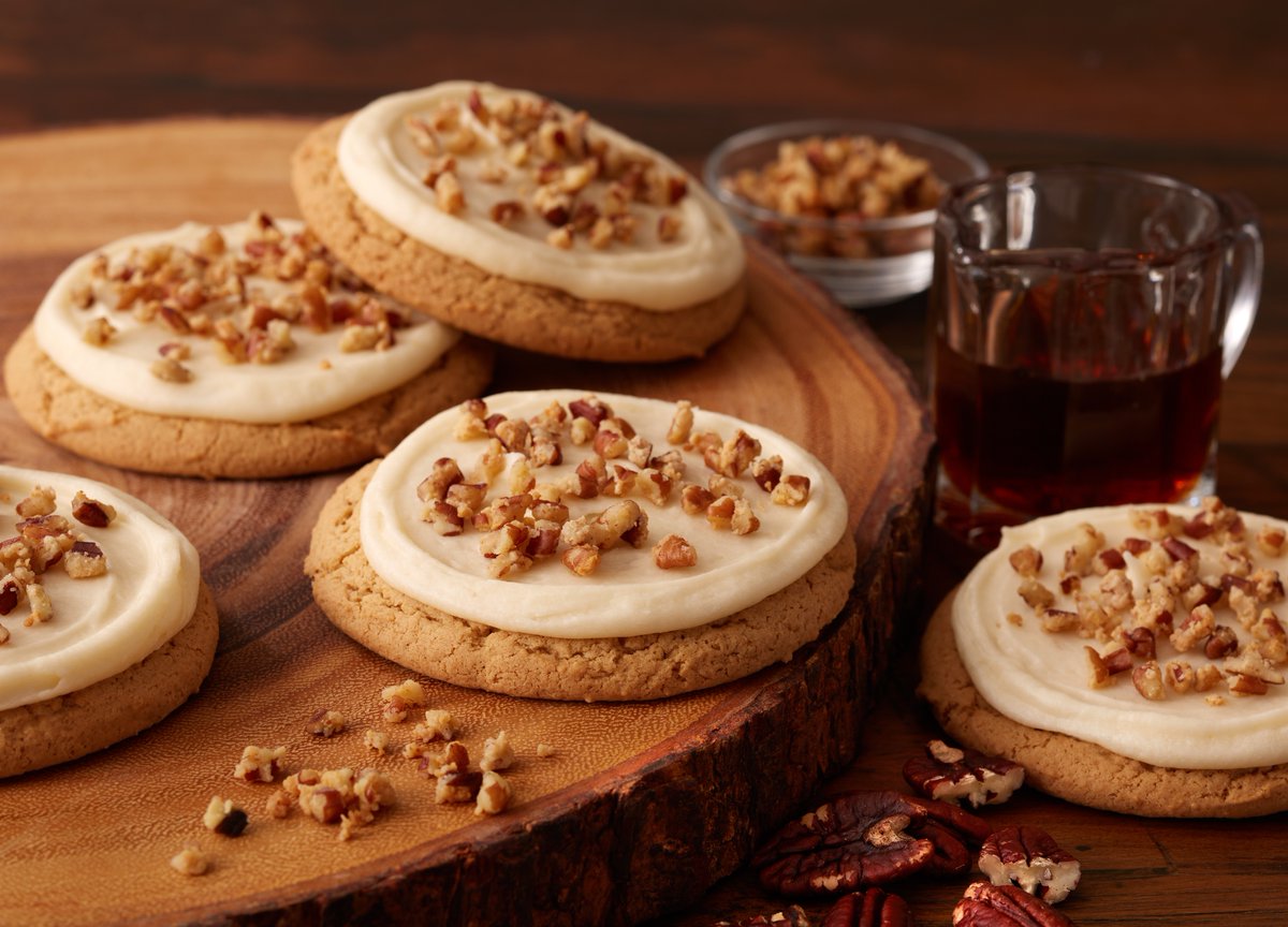 CKruegers's tweet photo. C.KRUEGER'S FINEST ICED MAPLE BUTTER PECAN COOKIES
Our pure maple-infused cookie is smothered with creamy Maple Buttercream, and is topped off with a generous sprinkle of toasted buttered pecans.
We ship nationwide! #cookies #cookiedelivery #fall https://t.co/yMkg43wrKJ