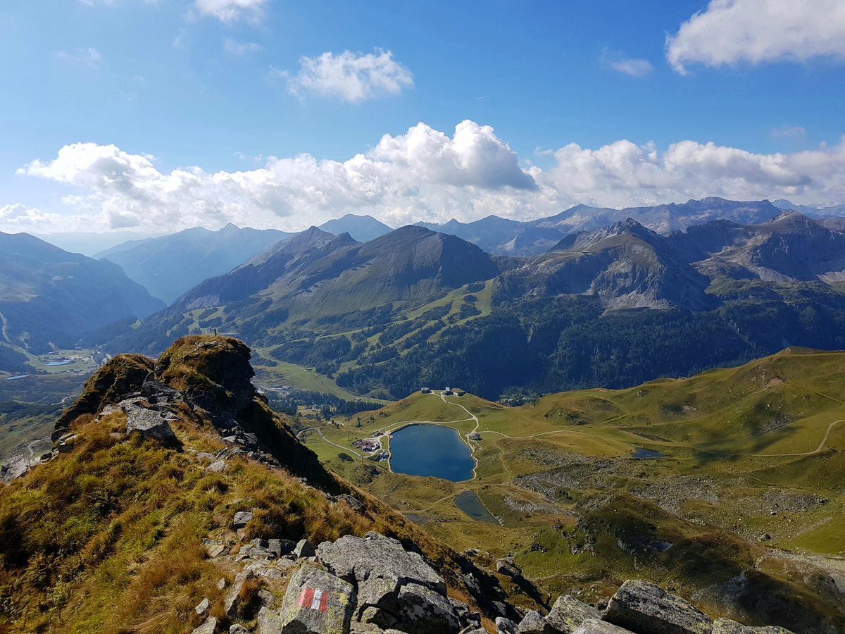 RobertRettenst1's tweet photo. Today i was hiking in the mountains of #austria https://t.co/2LeFRh4Qt4