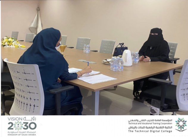 tvtc_f_DgRiyadh's tweet photo. نظمت #الكلية_الرقمية_للبنات_بالرياض اليوم الأربعاء ٣١/٨ لقاء توظيف لصالح شركة سيسبان والذي يهدف إلى إيجاد فُرص عمل وتوظيف خريجات الكليات التقنية
#مستقبلك_تقني 
#التدريب_التقني https://t.co/EMOQ9vSgoy