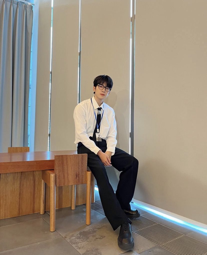 wonwooful0717's tweet photo. 220901 원우 인스타 https://t.co/gbiunjyXlg