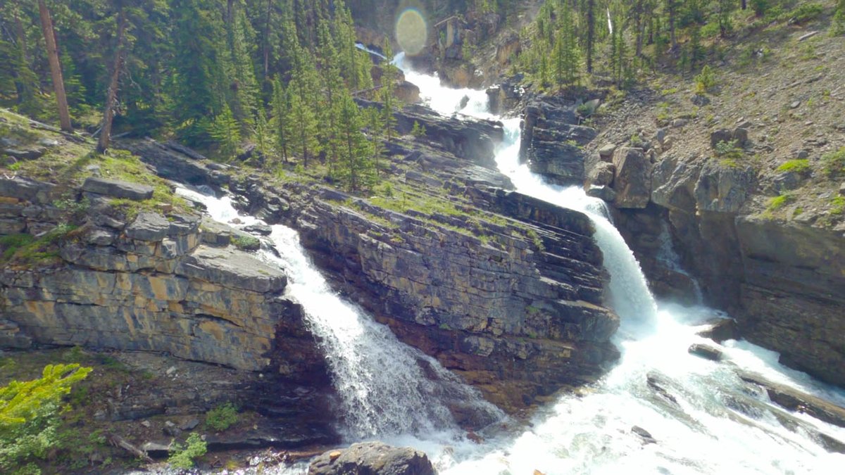 hikervibes's tweet photo. What happens when you go beyond the maintained trails? What's at the end of that mountain stream? Check out the Beauty Creek Wilderness Area!
https://t.co/CJL0mbKEPZ

#waterfalls #wilderness #JasperNationalPark #getoutide #explorealberta https://t.co/AAvCL9WdHC