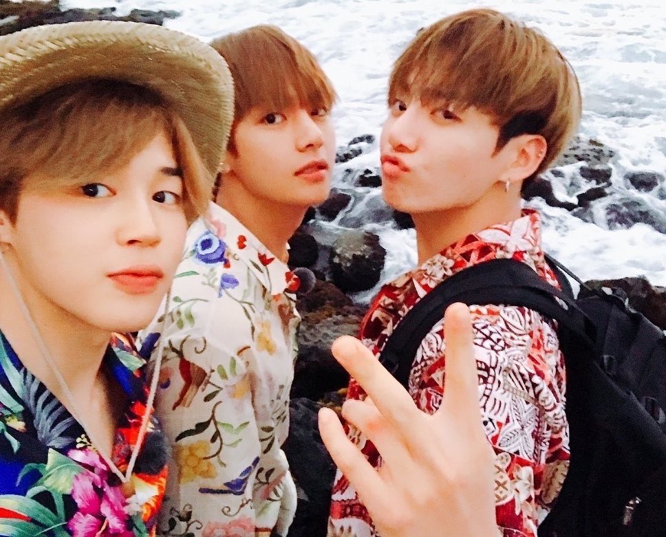 Vantenaa's tweet photo. #JUNGKOOKDAY
Happy  JK   Day💜 https://t.co/SMcbAVnEVb