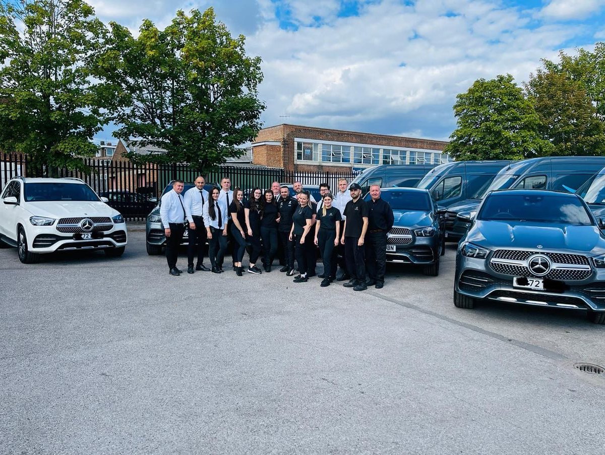 Autoclenz's tweet photo. Roma Antonyan and the team at Mercedes-Benz, Colindale are ready for 1st September! 🤩

We wish all of our customers, colleagues and friends in the Automotive Industry a successful month.

 #72Plate #NewRegDay #TheDifferenceIsClear #Auotclenz #OurPeopleShine https://t.co/Hb4fFEFp9F