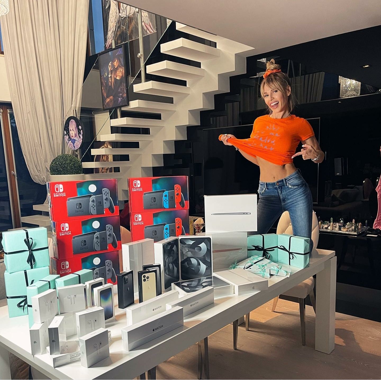 FbgGLNbXwAIw8AV?format=jpg&name=large