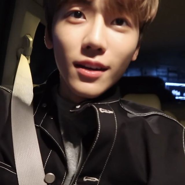 kenzo.⠀ sns update.
090122  ╱  12:17 AM
꠵ location disabled 

medyo boring pala sa backseat haha medyo lang naman xD