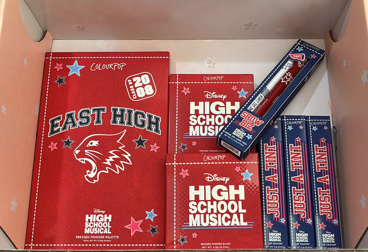 antoniasmith201's tweet photo. I’ve been obsessed with HSM forever so I obviously had to get the entire @ColourPopCo collection https://t.co/lcfHKoRzD8