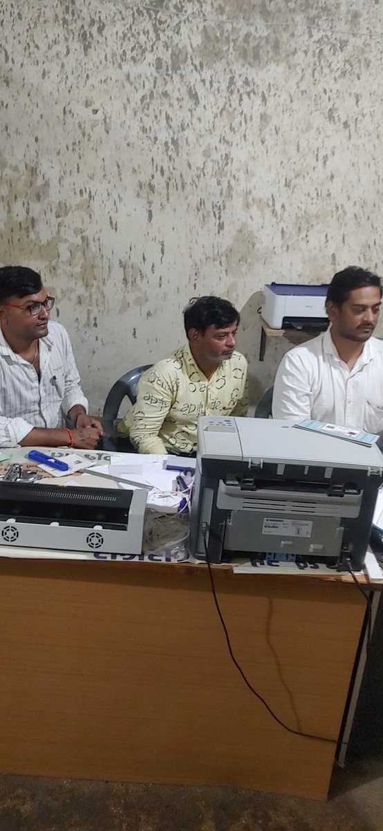 આજરોજ તાલાલા તાલુકાના પિખોર, ઉમરેઠી, સુરવા ગામે શ્રી તા.વિ.અ. સાહેબની ઉપસ્થિતિમા ઈ શ્રમ કાર્ડ, ઈ નિર્માણ કાર્ડ અને આયુષ્માન કાર્ડ માટે રાત્રી કેમ્પનુ આયોજન કરવામા આવ્યુ જેમા vceશ્રી દ્વારા સ્થળ પર કાર્ડ ઇસ્યુ કરવામા આવ્યા.
<a href="/DdoGirsomnath/">District panchayat Gir Somnath</a>
@Tdo_Talala
<a href="/MayurYyas/">Mayur Yyas</a>
<a href="/girsomnathtcm/">ગીર સોમનાથ જિલ્લા ત.ક.મ મહામંડળ</a>