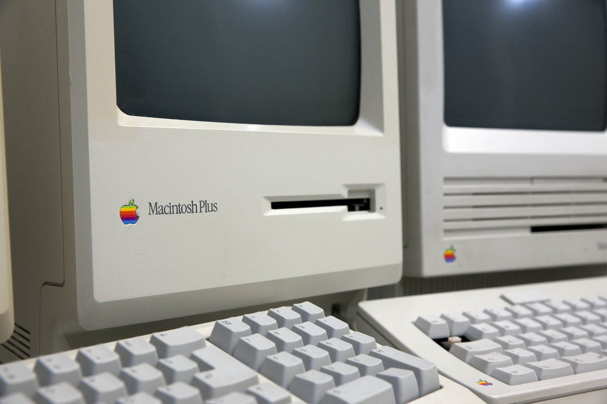 petterij's tweet photo. Tuleeko #Mac muistoja mieleen? Huippukoneita ajalta, jolloin Gorbatshov oli vielä Neuvostoliiton johdossa. #retro #Macintosh #history #Mac512 #MacintoshSE #MacPlus #memories #Apple #GorbachevEra #1980s https://t.co/z7lxLYl4Os