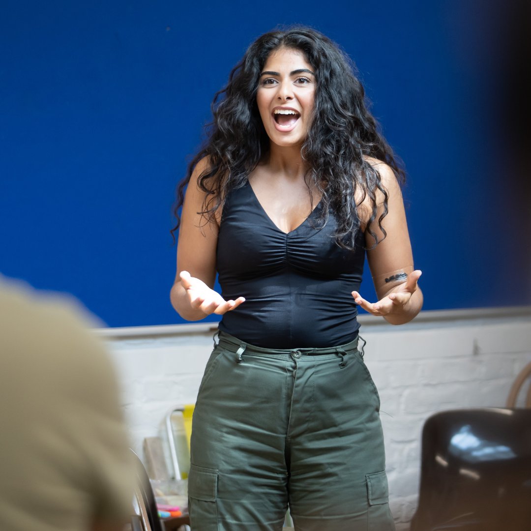 MarigoldShowUk's tweet image. ☀️SPOTLIGHT ON☀️ 

Kerena Jagpal🌺

Kerena is a British-Asian actor from a Punjabi background. Passionate about writing and British-Asian stories, Kerena has newly graduated from The Oxford School of Drama in 2021🎭

In #MarigoldShow Kerena will play the role of Kamila🌟