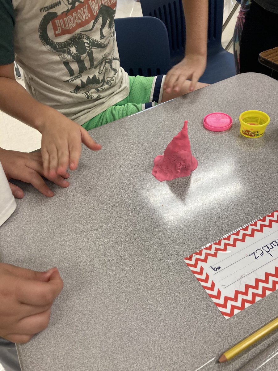 MrsBartley4's tweet photo. Today we used play-dough to create the landscape of Virginia’s regions!@CESGoPanthers @MTinsman_edu https://t.co/iFudJFArMz