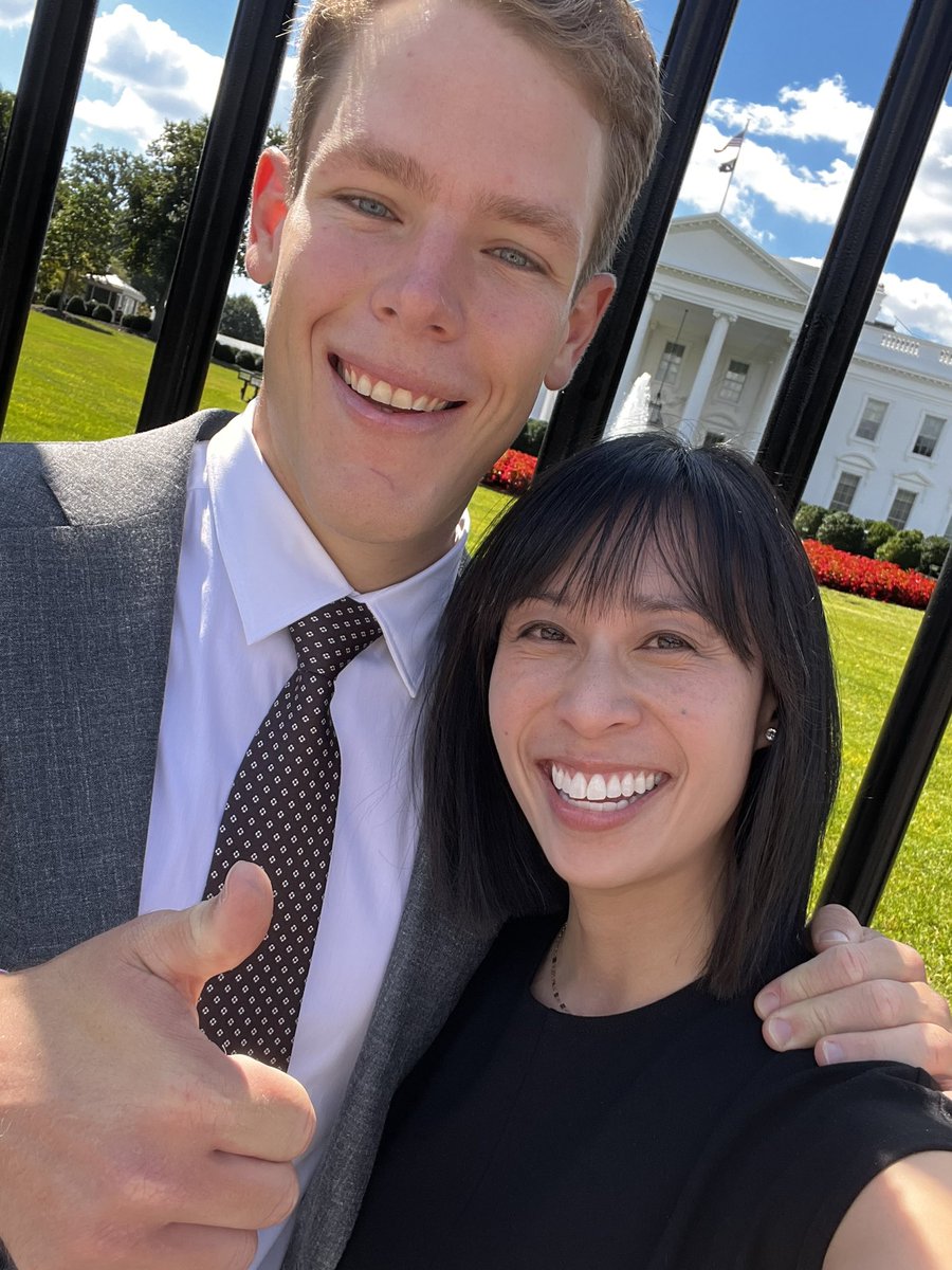 ccruzvergara's tweet photo. Not everyday @joinHandshake gets to visit the @WhiteHouse and join @FLOTUS, the teachers unions, and many other leaders to address the K-12 #teaching shortage. @GarrettLord https://t.co/K8OVUdFGzX