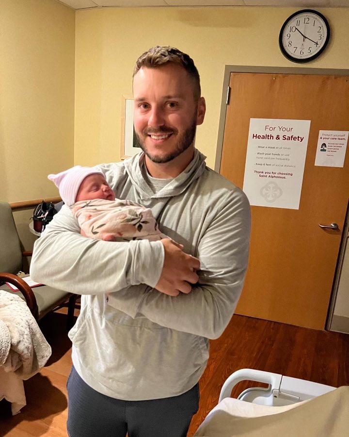 Been off the grid for a while but for good reason. Baby Girl came early 🥰