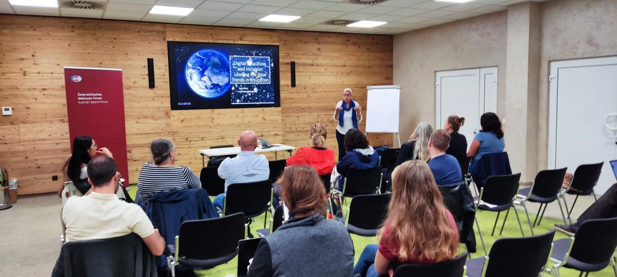 LaSciL_project's tweet photo. 🔭👩🚀🚀An exciting 1st day of teacher training at the @oewf Teacher Science Workshop organized on the framework of the LaSciL project.
@faulkestel @nuclio_pt #EllinogermanikiAgogi @FORTH_ITE
#LaSciL #teachertraining #STEAMeducation https://t.co/P2Uaoqe9JF