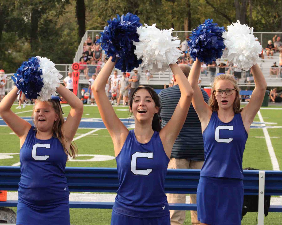 cms_mediatech's tweet photo. Just a few of the many great photos of our cheerleaders taken by some of the CMS Digital Photography students who volunteered to take photos during last week's 7th and 8th grade football games. @CMSBOBCAT https://t.co/rbUpmYprmV