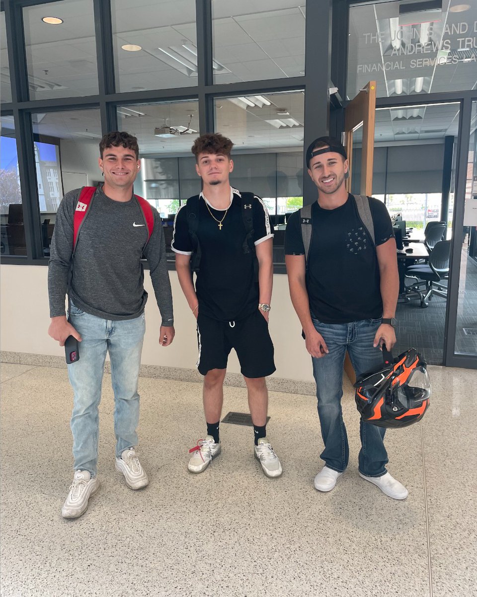 Welcome back to the WCBA! Fall semester, here we go! 🎉🐧❤️