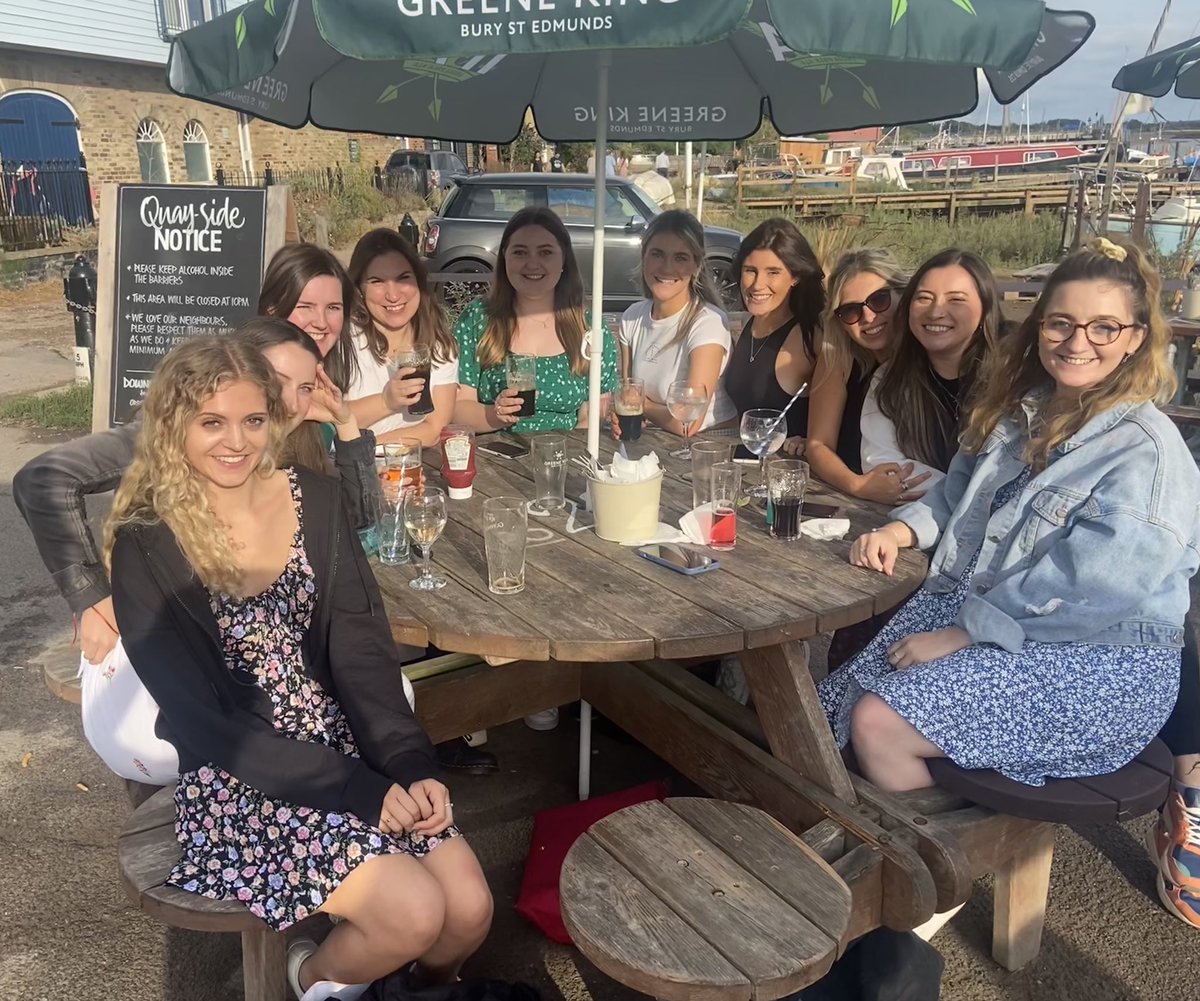 Alex Hennessey tweet media