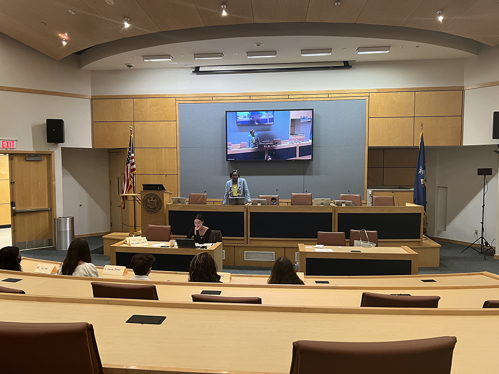 HaubLawatPace's tweet photo. @HaubLawatPace participated in a Mock Legislature event with Senate Majority Leader @AndreaSCousins' Youth Advisory Council last week, providing Westchester youth with hands-on experience in the State legislative and democratic process. #futurelawstudents #learninglaw https://t.co/fv4nYhdwrA