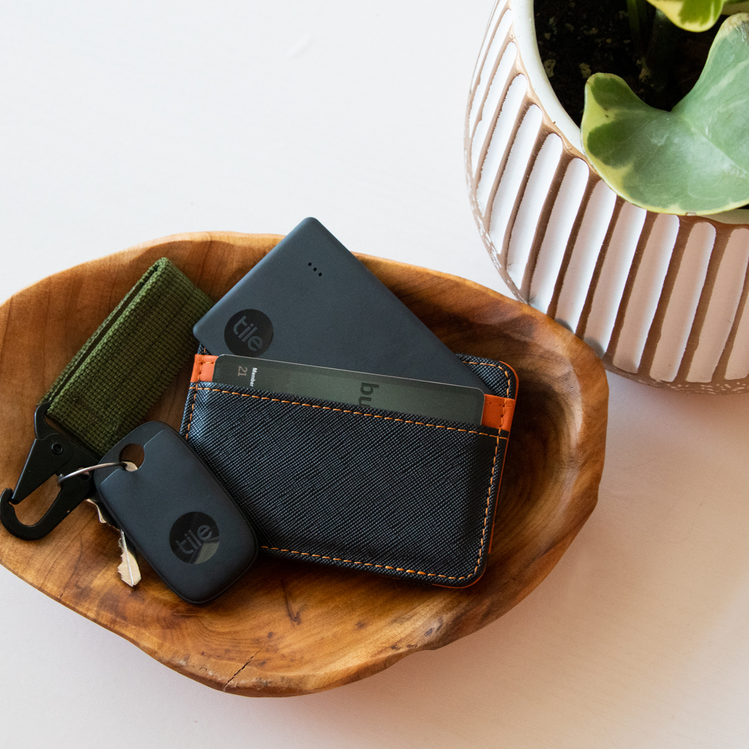 TheTileApp's tweet image. Eliminating the “where’s my…” question one Tile at a time 😌 #TileItFindIt