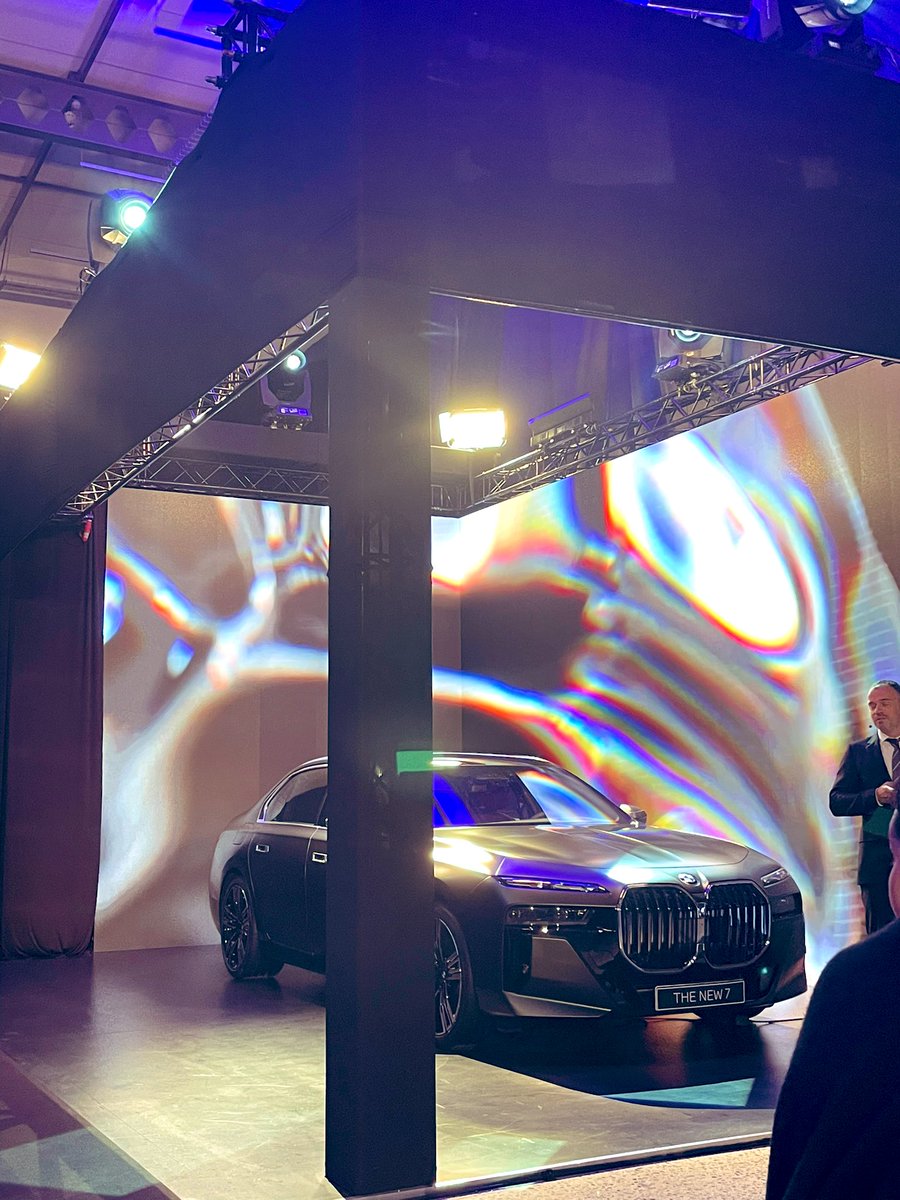 Torque_Talk's tweet photo. Launch of the all new BMW 7 series , progressive design and cutting edge technology #bmw7 @BMW #Futurism https://t.co/X3kZaeJVZZ
